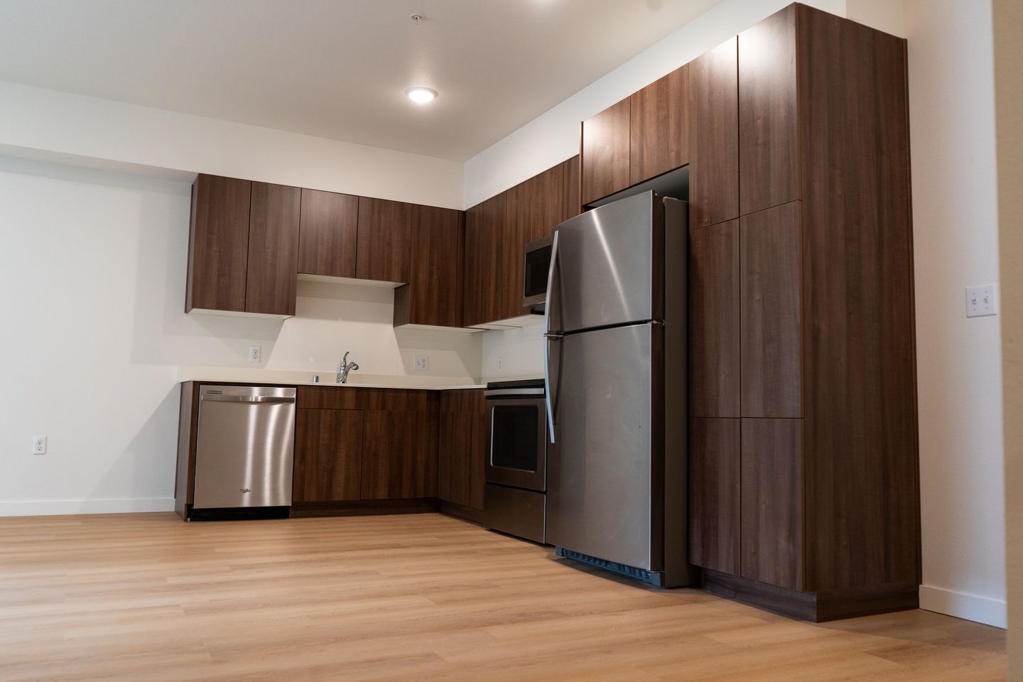 Modern Two-Tone Kitchen Remodel with Flat-Panel Cabinets in Seattle, WA